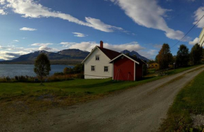 Отель Bustad  Kvaløysletta